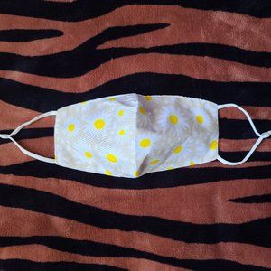 Daisy face mask